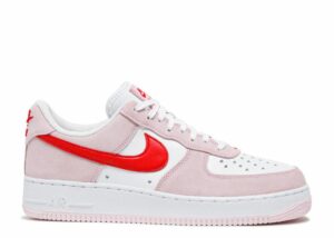 Nike Air Force 1 Low Pixel Triple Beig розовые с белым кожа-нубук женские (36-40)